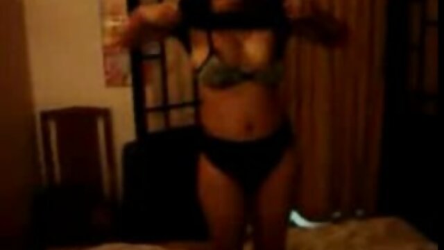 milf suka bokep indo colmek live menghujani kepalaku.