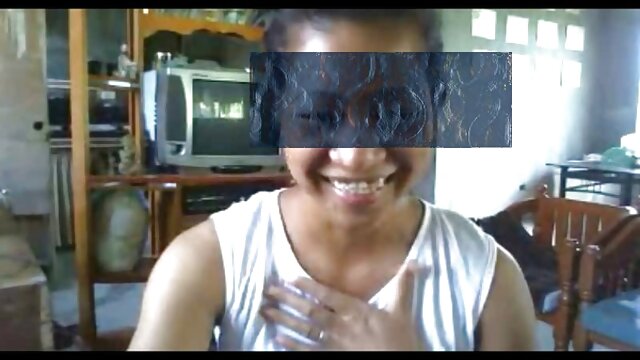 Penjual kano Mustachioed bercinta vagina pacar di pantai kosong. bokep indo live gogo